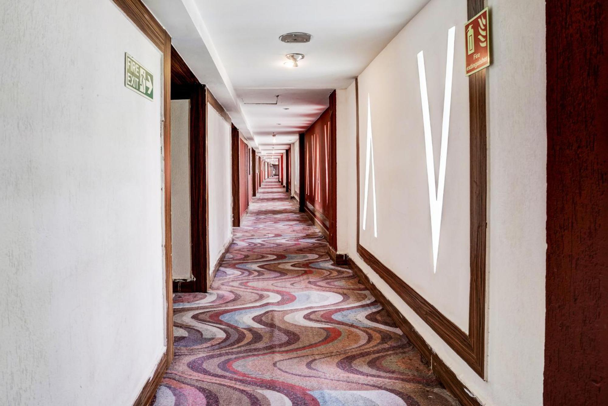 Hotel Townhouse Royal Palms - Lily Mumbai
